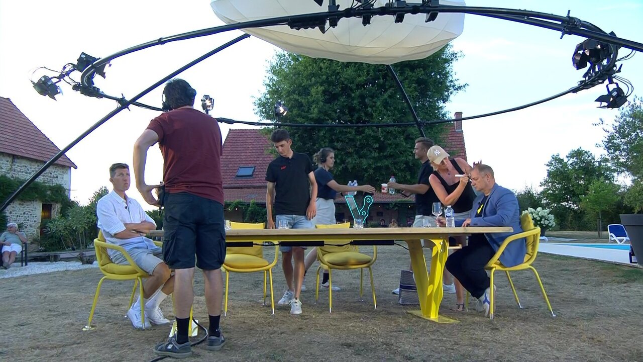 vlcsnap-2025-07-13-21h25m43s163.jpg