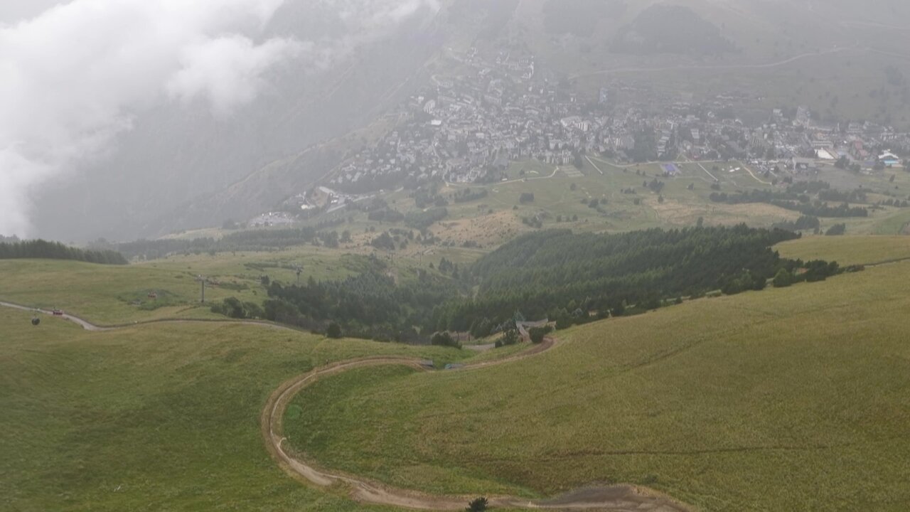 vlcsnap-2025-07-19-13h19m22s229.jpg