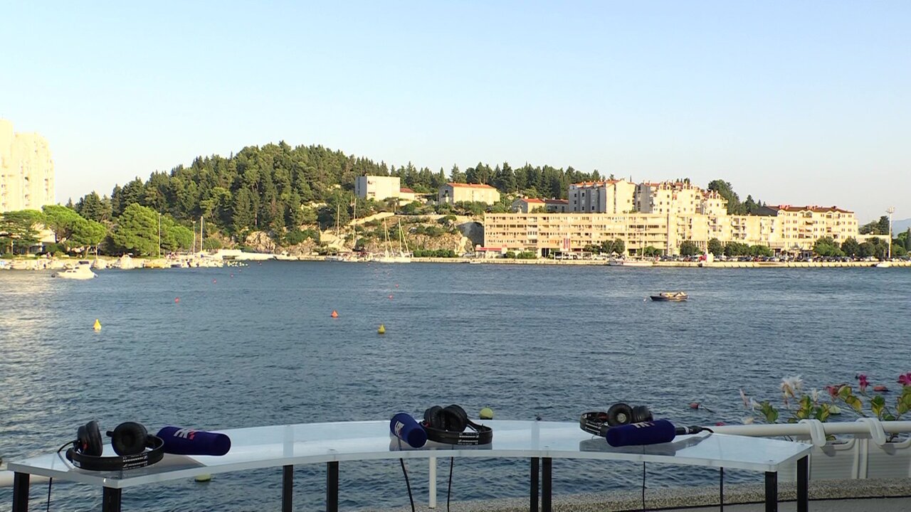 vlcsnap-2025-08-09-18h58m33s249.jpg
